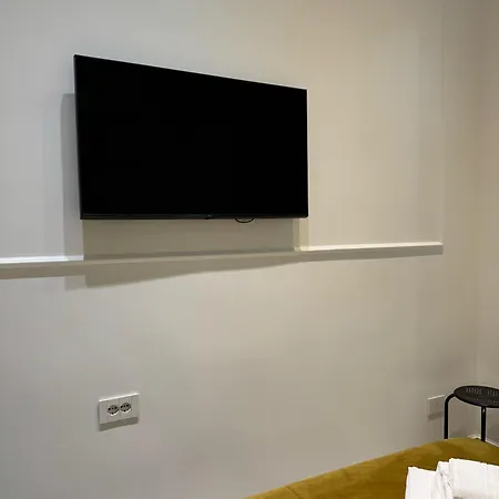 Maison Cairoli בית הארחה נאפולי